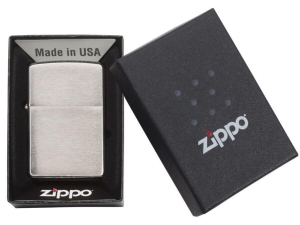 Зажигалка ZIPPO Classic с покрытием Brushed Chrome 4