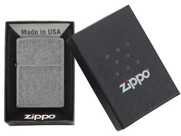 Зажигалка ZIPPO Classic с покрытием ™Plate 4