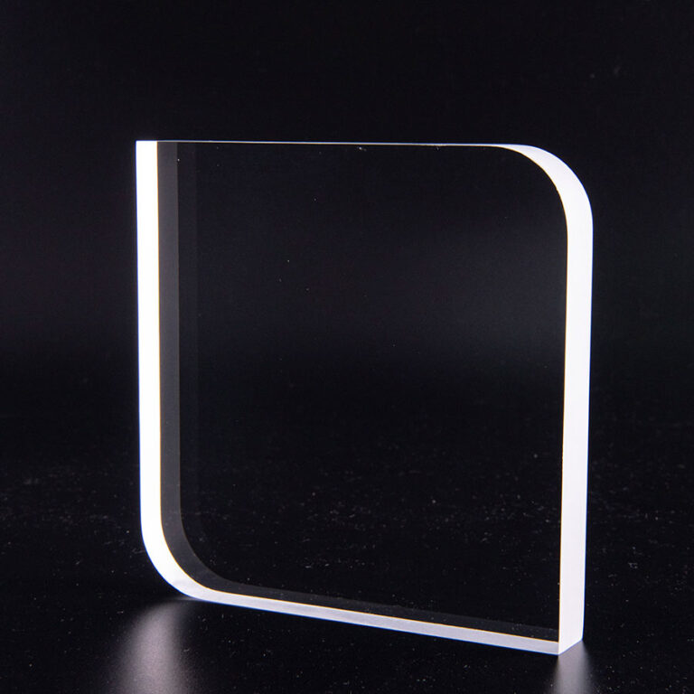 Награда QUADRA в подарочной коробке, матовые грани, 150х150х20 мм, акрил 37