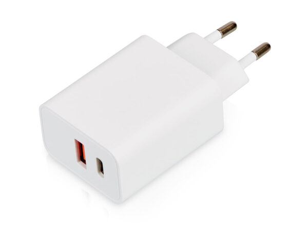 Сетевое зарядное устройство c выходами USB-A и USB-C и быстрой зарядкой QC/PD «Recharger Pro», 30 Вт 1