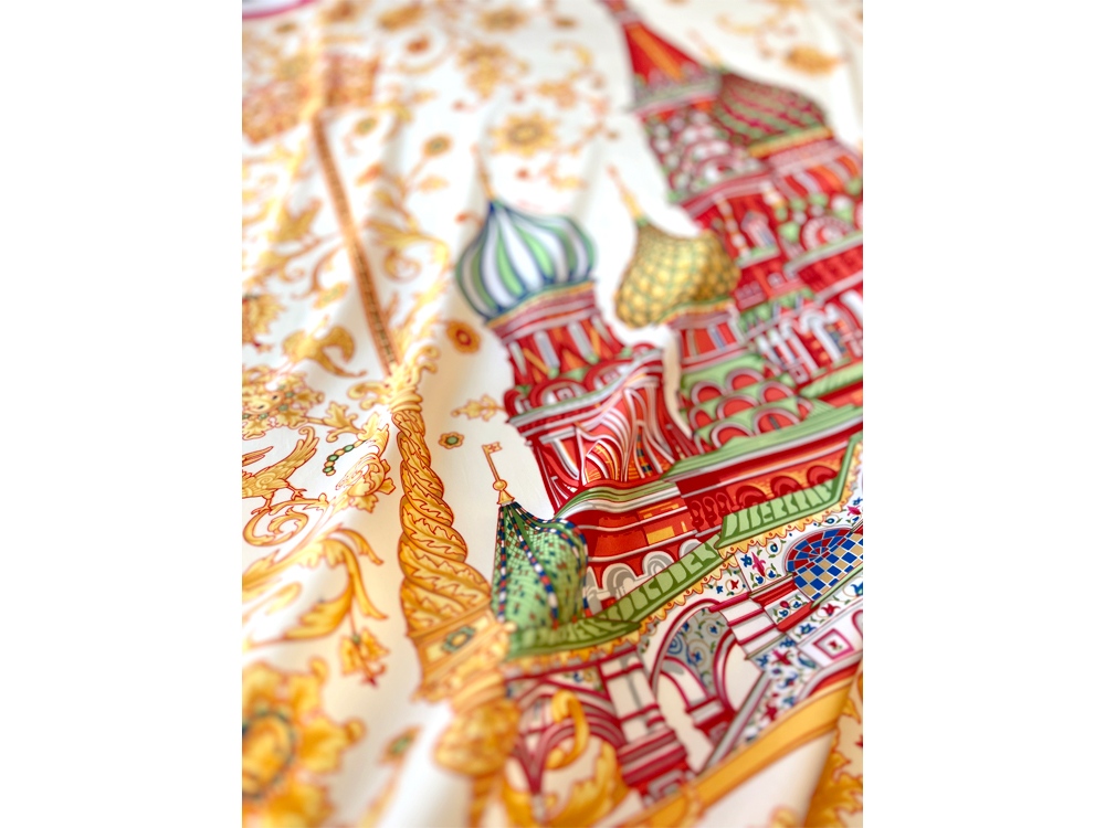 c2d78d28e0cd2a41.jpg Платок «Собор Василия Блаженного» 2