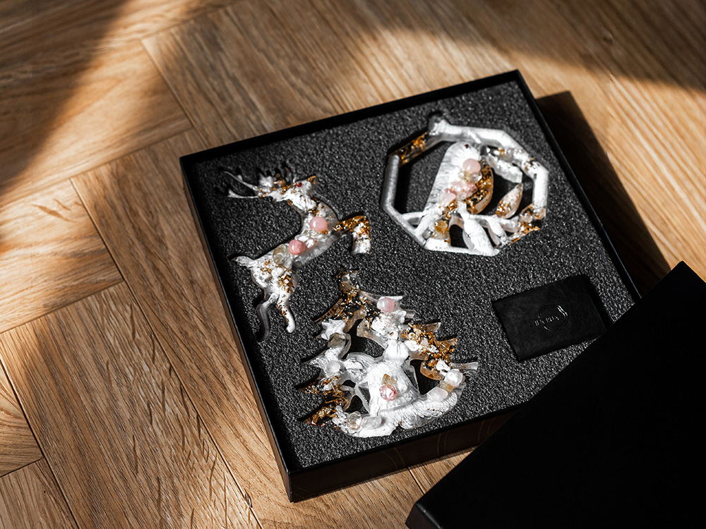 f3ab5b8d0651d241.jpg Набор елочных игрушек: Снегирь, Олень, Ель 5