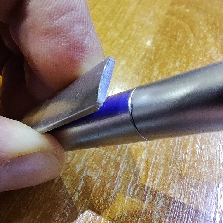 27464e40bc3c9ab6.jpg Ручка пластиковая шариковая «Миллениум» 8