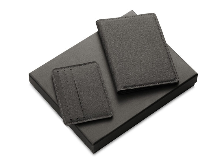 Подарочный набор «Consul»: обложка для паспорта и картхолдер 27