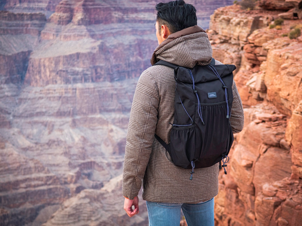 81e39f07988618bd.jpg Складывающийся рюкзак-мессенджер «Venturer Eco» для ноутбука 16" 11